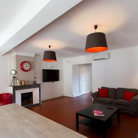 Backpackers Hostal Antibes