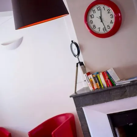 Backpackers Hostal Antibes