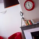 Backpackers Hostal Antibes