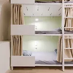 Backpackers Hostal *