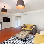 Backpackers Hostal Antibes